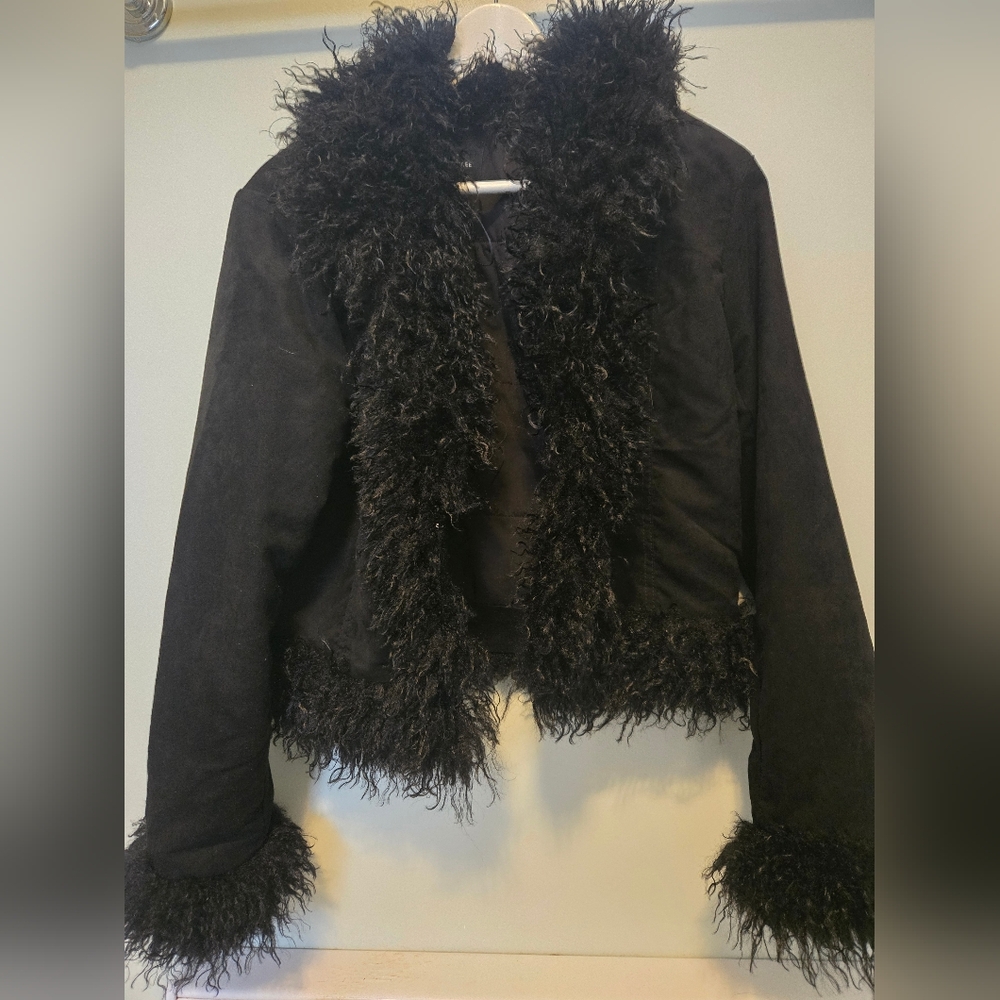 Elegant Black Faux Fur Women's Jacket